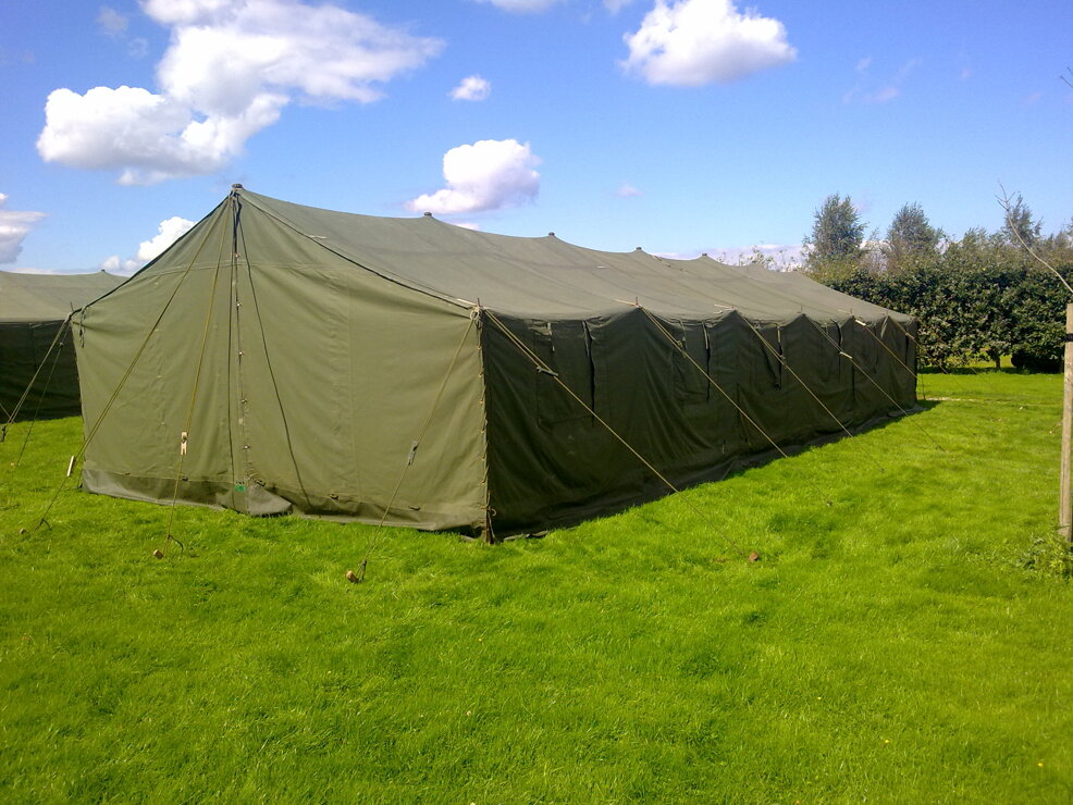 Onze legertenten zijn ideaal om te overnachten